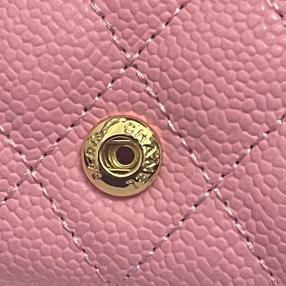 💕💝😍Chanel light Pink Quilted Mini Bag Wallet on chain - Picture 11 of 14